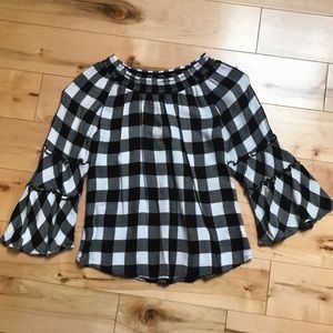 Cute Justice flare sleeved shirt